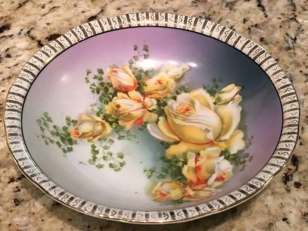 ANTIQUE CZECH FLORAL CHINA BOWL