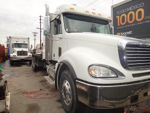  2007 FREIGHTLINER TOW TRUCK - Los Angeles