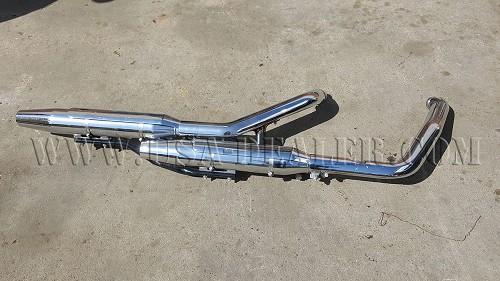 HARLEY DAVIDSON EXHAUST SYSTEM TAIL PIPES MUFFLERS 64707-08 - Downtown, Los Angeles, California