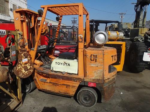 TOYOTA FGC-35 7,000LBS FORKLIFT - Los Angeles
