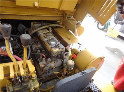 CATERPILLAR T80D 8,000 LBS FORKLIFT