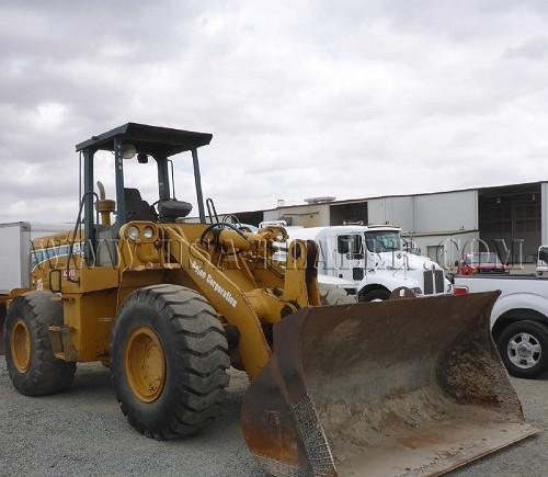 1999 KAWASAKI 70Z WHEEL LOADER - Downtown, Los Angeles, California