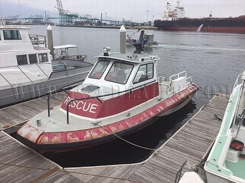 2004 SEA ARK DAUNTLESS BOAT - Downtown, Los Angeles, California