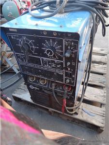 MILLER 200LE WELDER/GENERATOR