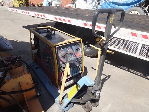 RED-D-ARC GX 271 CHOPPER PORTABLE WELDER/GENERATOR - Los Angeles