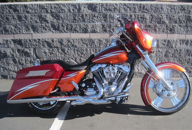 Like New 2013 Harley-Davidson FLHX Touring