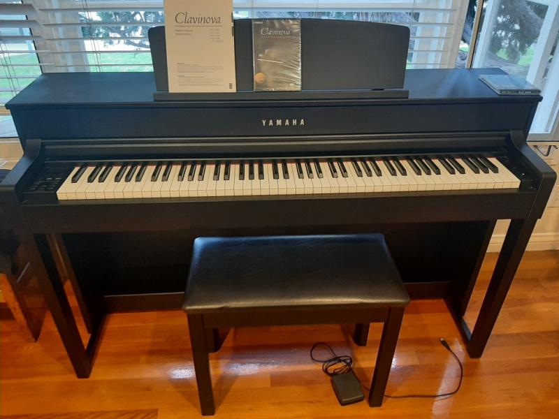 Yamaha Clavinova Digital Piano CLP-545
