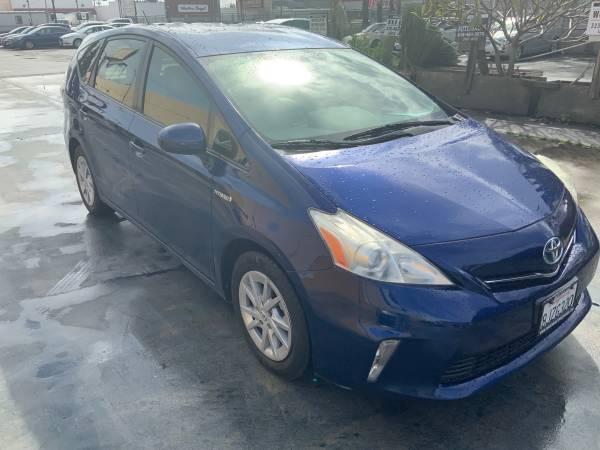 TOYOTA PRIUS - Van Nuys, Los Angeles, California