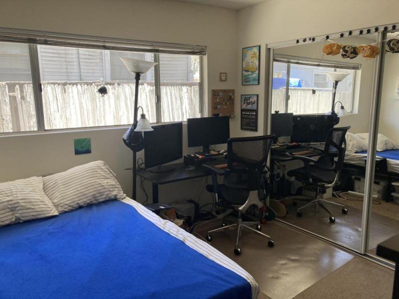 Seeking Male Roommate for Culver City Apartment 5/1