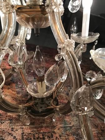 Crystal chandelier plug in dimmable candle chandelier
