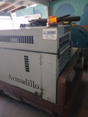 Armadillo sweeper / butane gas