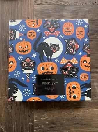 Halloween Jumble Puzzle By Pink Sky 500 Pieces