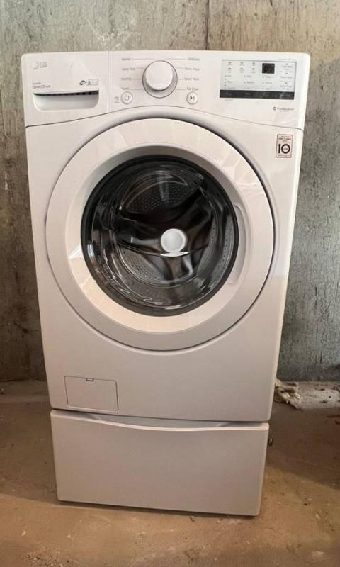 LG Washer+Dryer Set - Commerce, Los Angeles, California