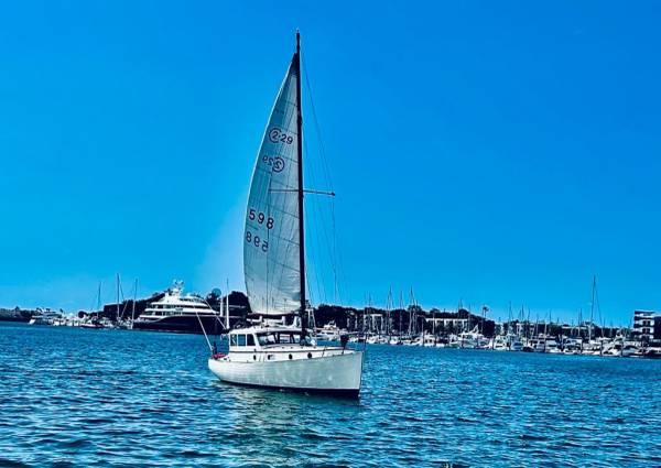 1 1/4 Partner wanted on 35’ MotorSailer