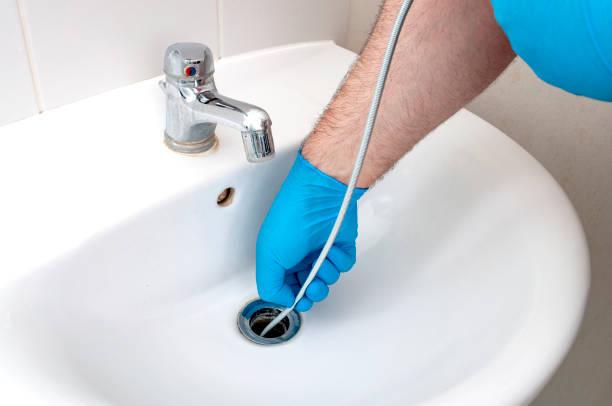 DRAIN CLEANING CON SNAKE BARATO PLOME 1