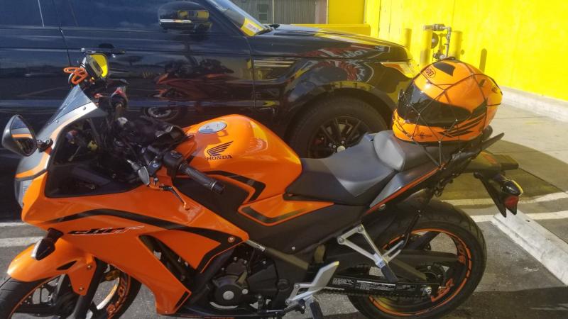 Motorcycle Honda CBR300R - Los Angeles