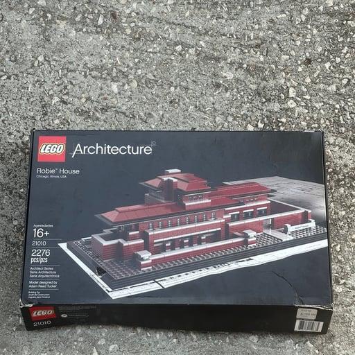 LEGO Set 21010 Robie House Architecture Frank Lloyd Wright —READ - Los Angeles
