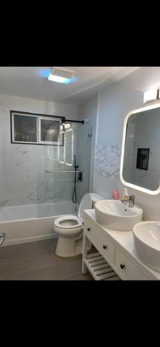 Room for Rent $1,000 - Los Angeles