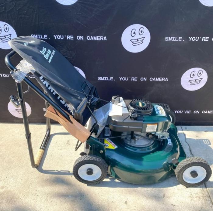 Craftsman Lawn Mower 4.5 HP 21” Mulcher - Los Angeles