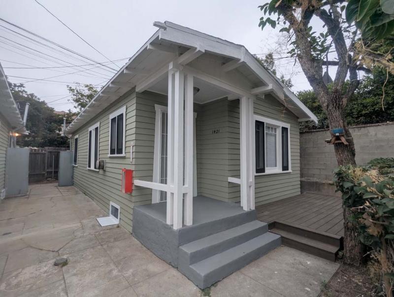Newly Rehabbed 1-Bed 1-Bath, single-story detached Apartment Home - Los Angeles